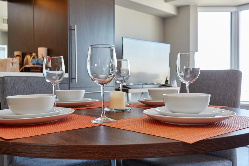 Atlas Suites - Yorkville Furnished Apartments Toronto Chambre photo