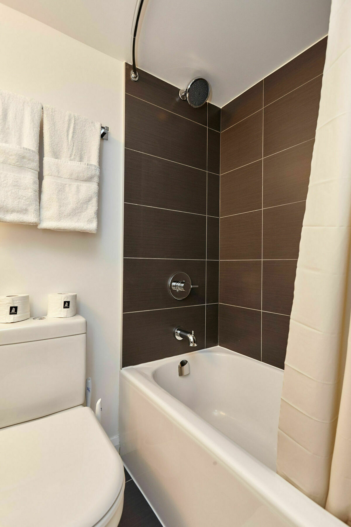 Atlas Suites - Yorkville Furnished Apartments Toronto Extérieur photo